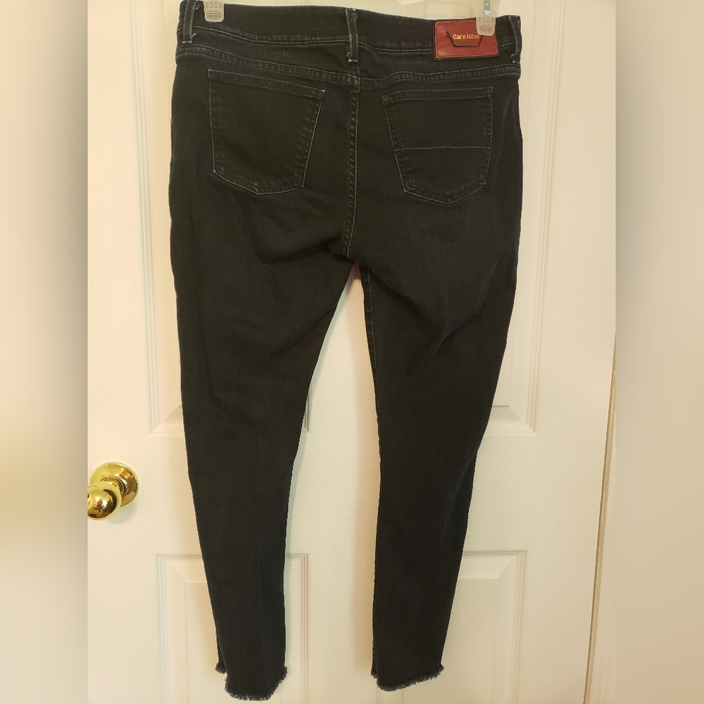 Care Label Jeans - Picture 10 of 12
